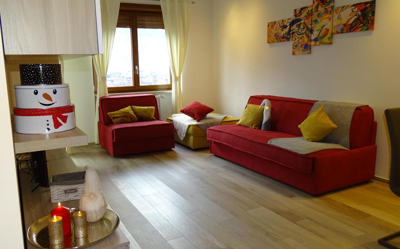 Blue Moon - Via Parigi Apartments Αόστα Εξωτερικό φωτογραφία
