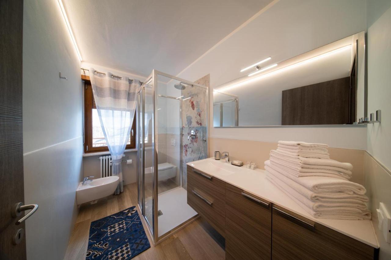 Blue Moon - Via Parigi Apartments Αόστα Εξωτερικό φωτογραφία